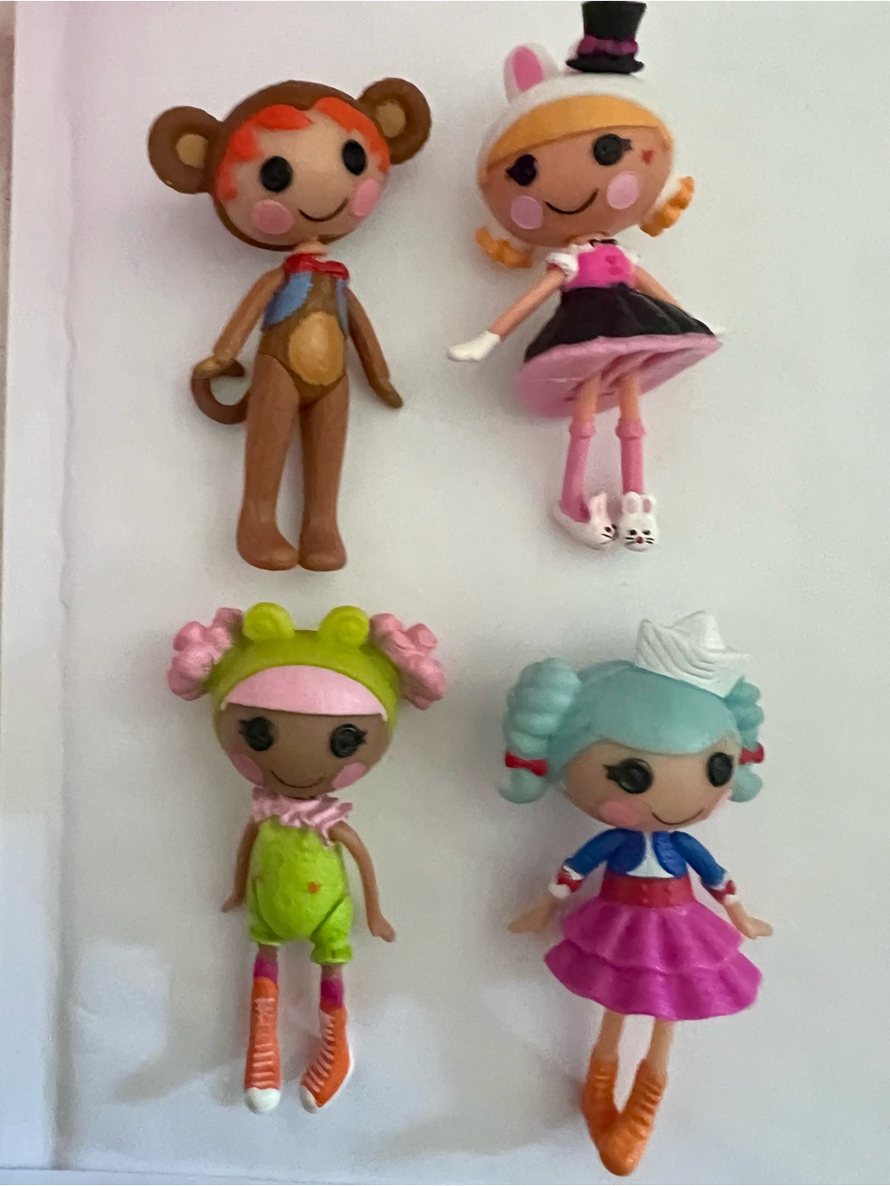 Set of 4 Lalaloopsy dolls